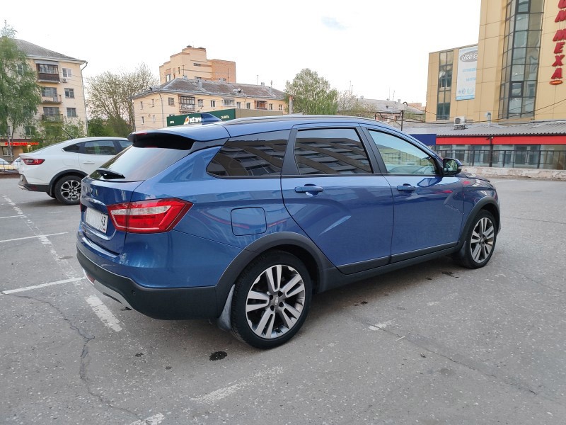 Lada Vesta Cross